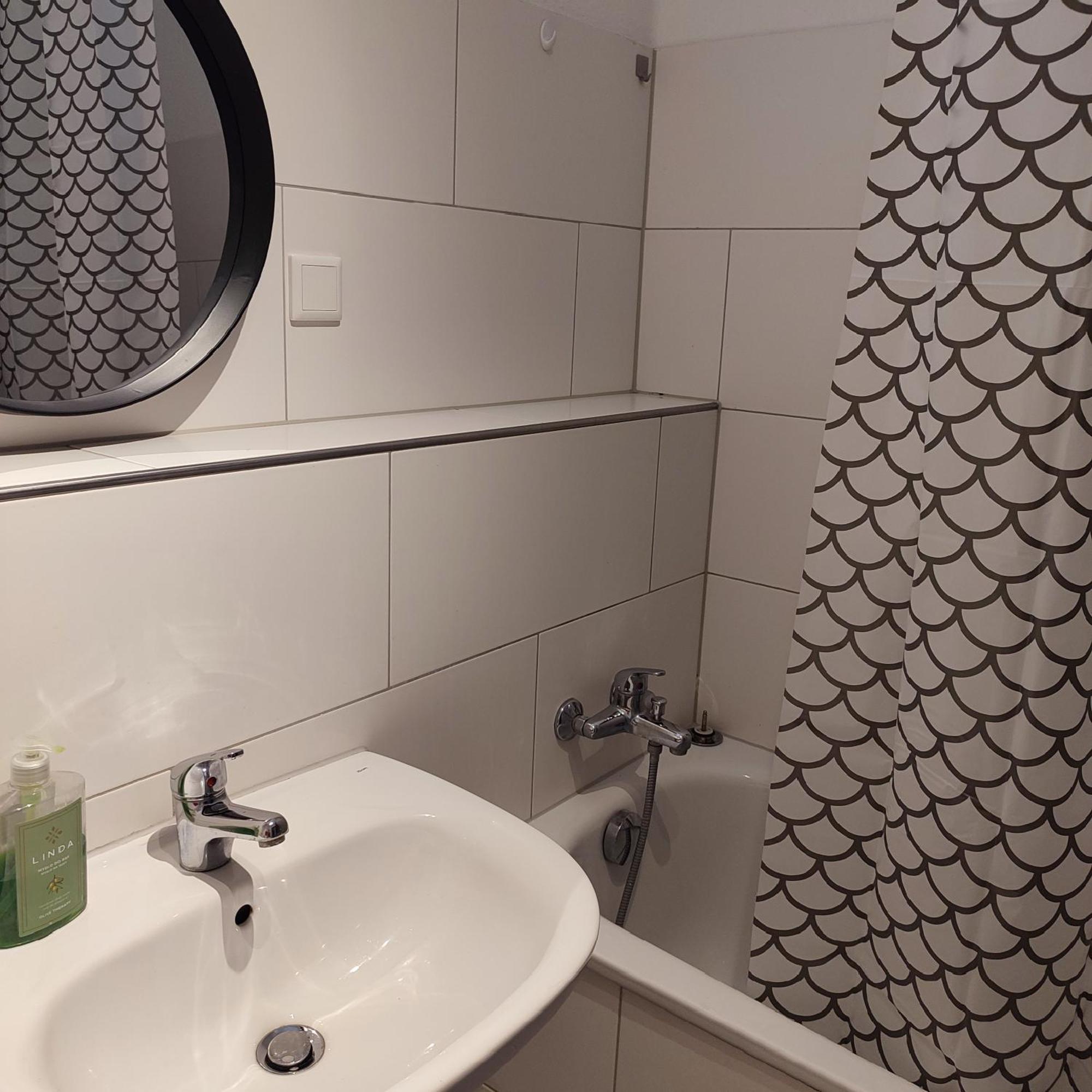 Ferienwohnung Monteurwohnung Messewohnung Duisburg Sued Grenze Duesseldorf 6 Personen Екстериор снимка