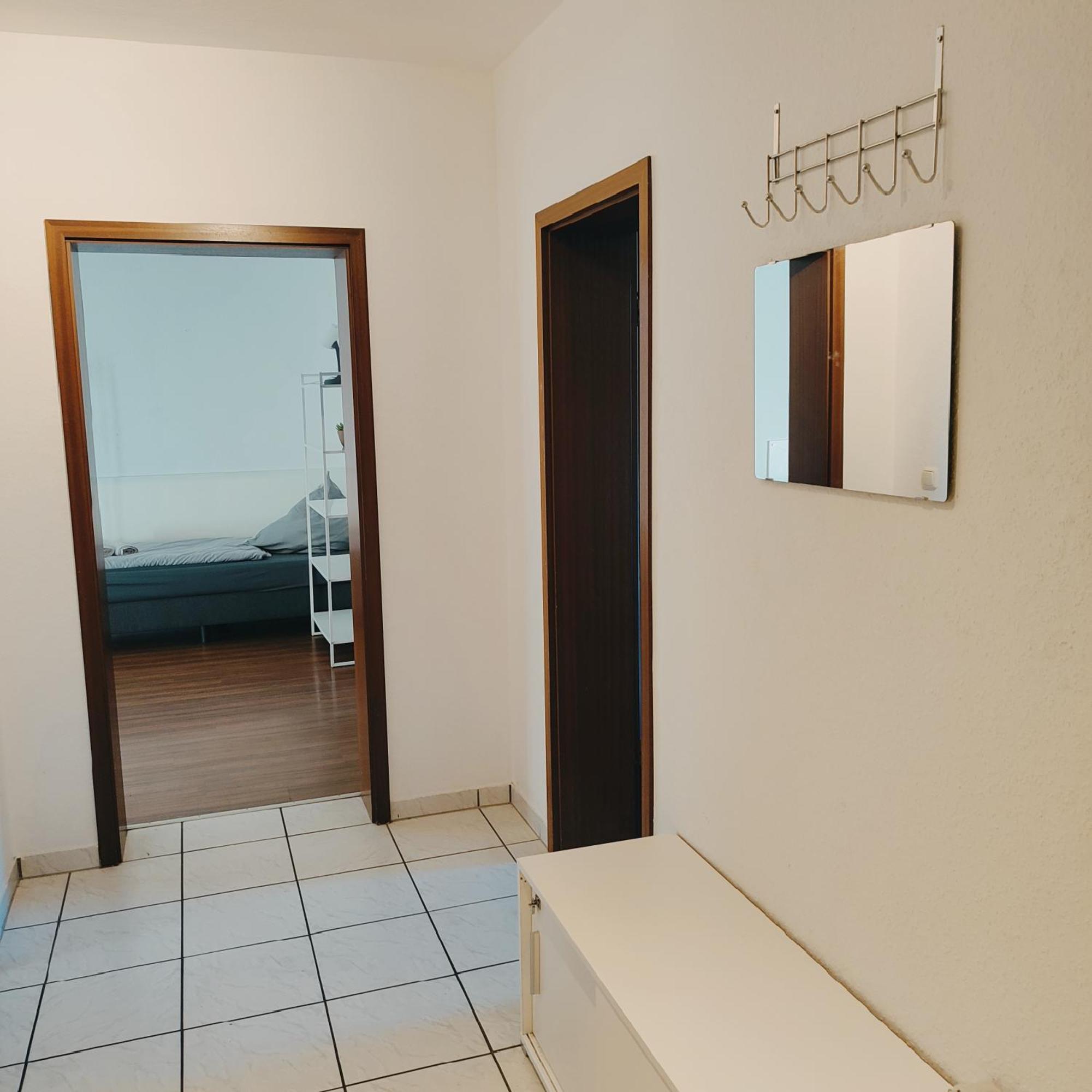 Ferienwohnung Monteurwohnung Messewohnung Duisburg Sued Grenze Duesseldorf 6 Personen Екстериор снимка