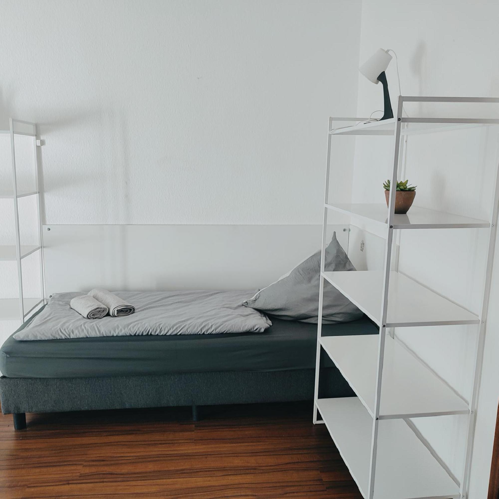 Ferienwohnung Monteurwohnung Messewohnung Duisburg Sued Grenze Duesseldorf 6 Personen Екстериор снимка