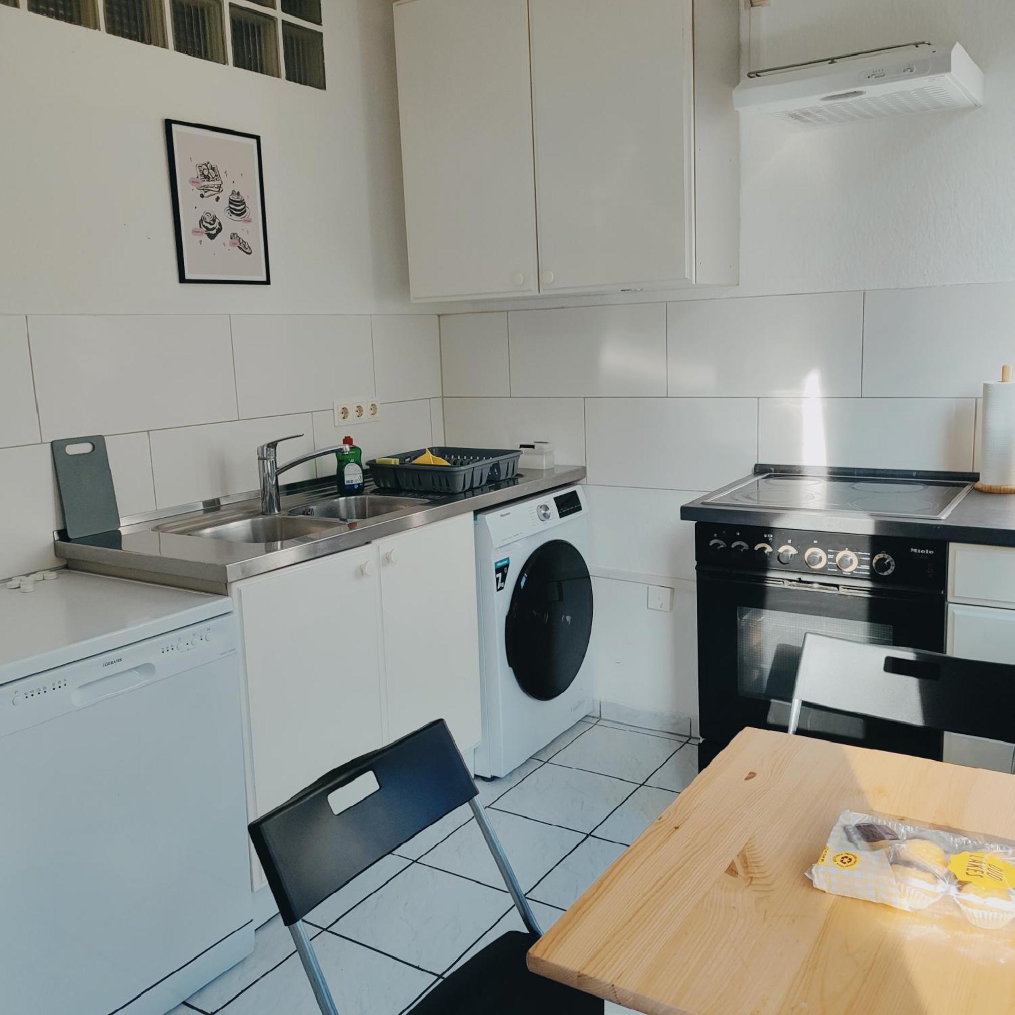Ferienwohnung Monteurwohnung Messewohnung Duisburg Sued Grenze Duesseldorf 6 Personen Екстериор снимка