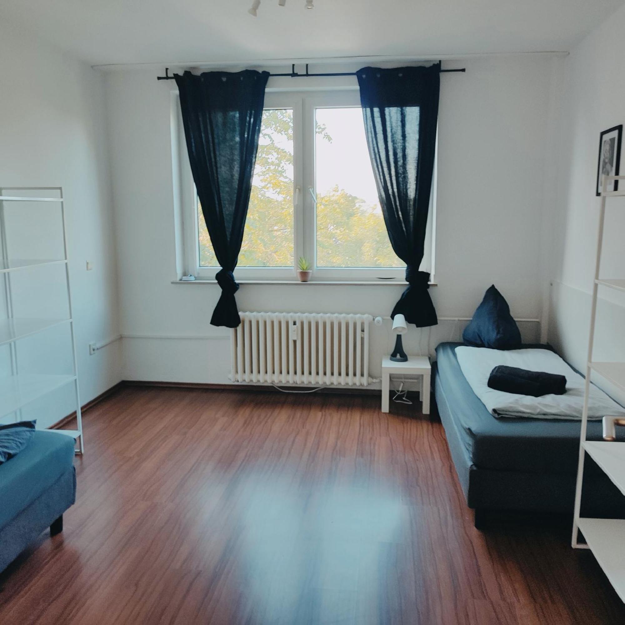 Ferienwohnung Monteurwohnung Messewohnung Duisburg Sued Grenze Duesseldorf 6 Personen Екстериор снимка