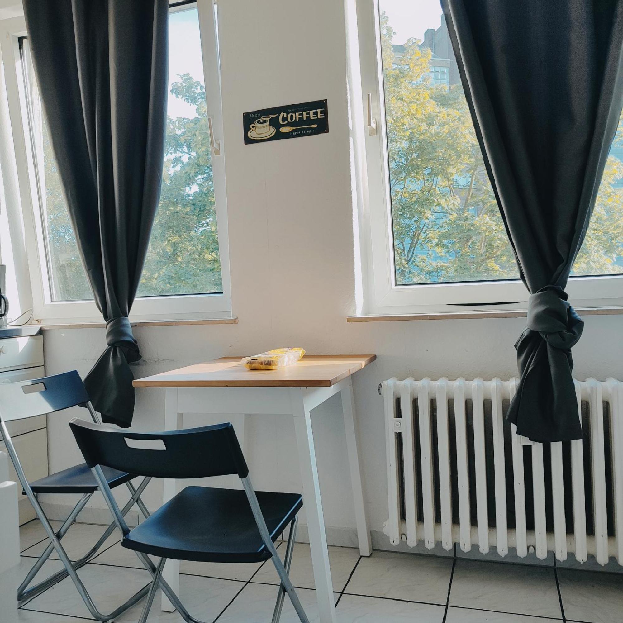 Ferienwohnung Monteurwohnung Messewohnung Duisburg Sued Grenze Duesseldorf 6 Personen Стая снимка